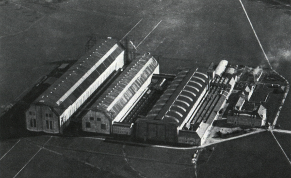 Die drei Hallen der Luftschiffbau-Werft nach 1916